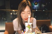 金泰妍生日和父亲过世竟是同一天，晒31岁生日照略显心酸！