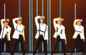 《青你2》第二次舞台公演曲目曝光，EXO竟成香饽饽，版权问题又惹争议